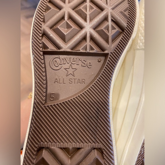 COMME DES GARÇONS PLAY CONVERSE X CDG PLAY Chuck Taylor '70 High-Top Sneakers - Picture 9 of 14